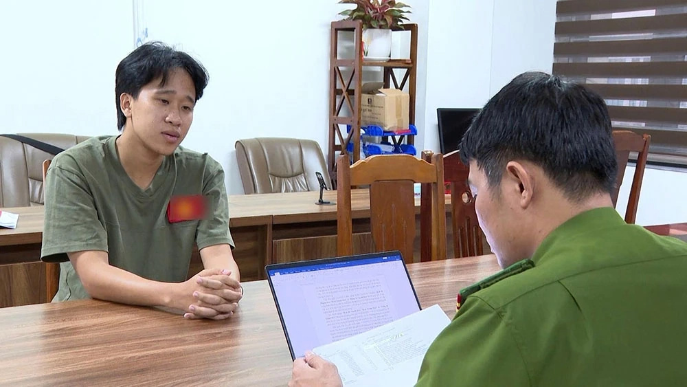 Lý do Đào Quang Hà (Hà đạp xe) bị Công an tỉnh Thanh Hóa tạm giữ hình sự- Ảnh 1.