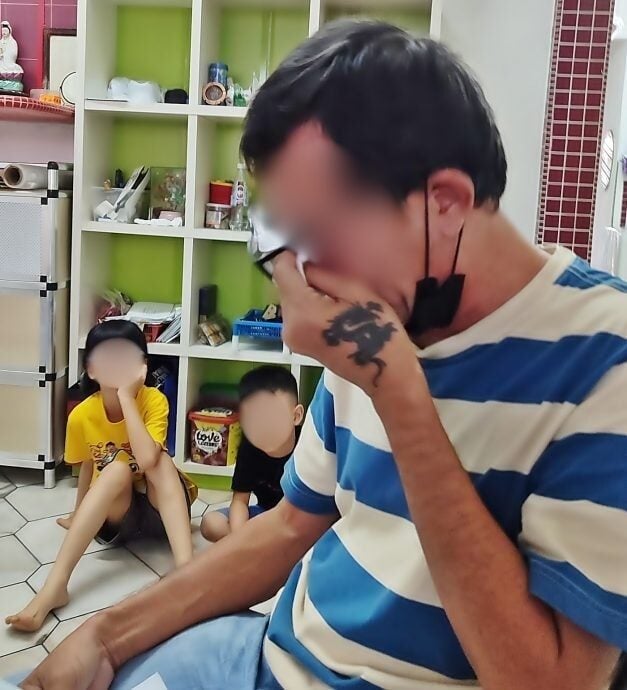Thu nhập 16 triệu, bố không nuôi nổi đành gửi 3 con vào trại trẻ mồ côi, phút chia ly khiến ai cũng khóc- Ảnh 2.